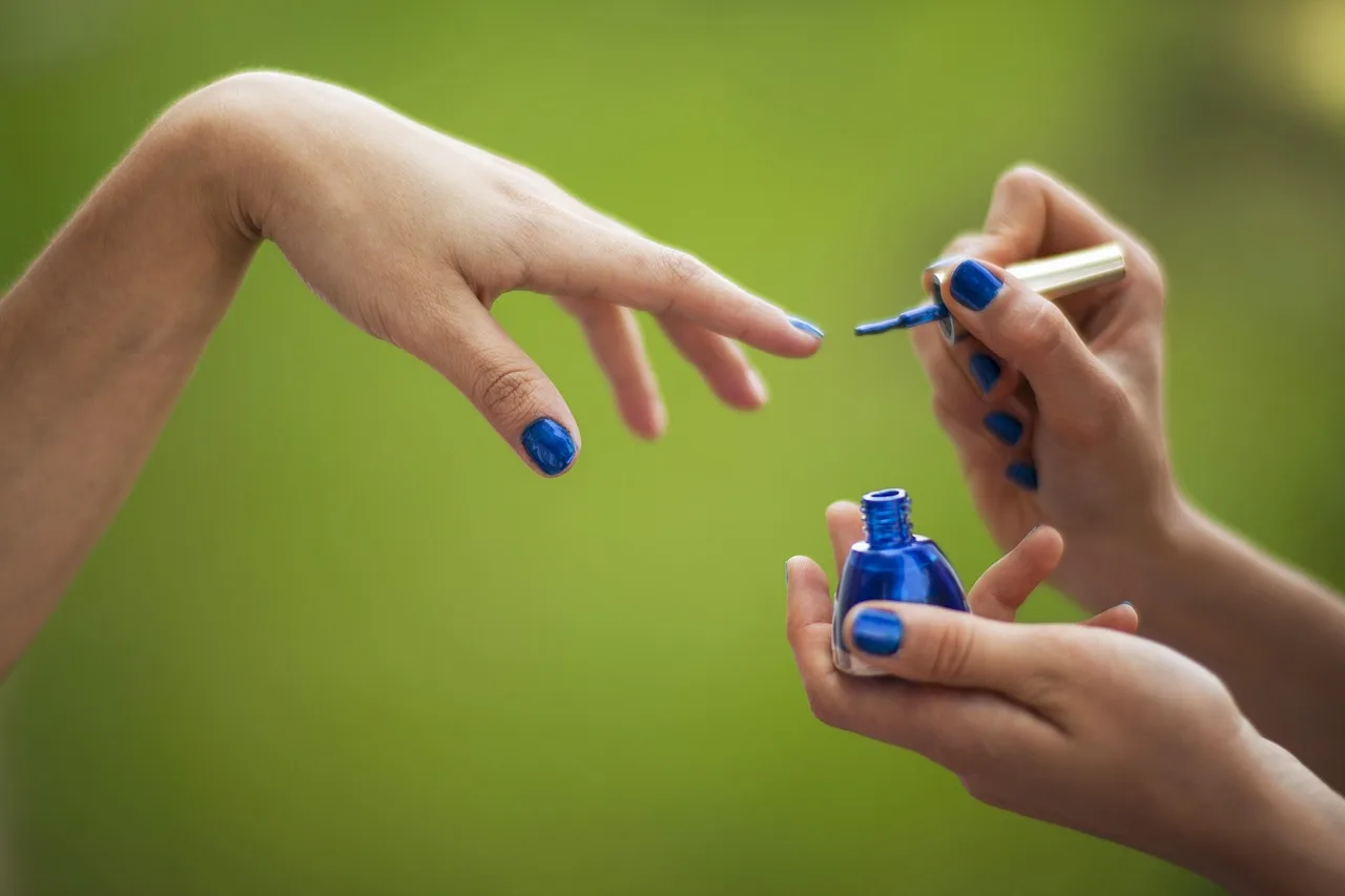 zielony, niebieski, palec, ręka, lakier do paznokci, luksus, relaks, piękna, umiejętność, manicure, kobieta, dziewczynka, pielęgnacja ciała, usługa naprawy, gwóźdź, manicure, manicure, manicure, manicure, manicure