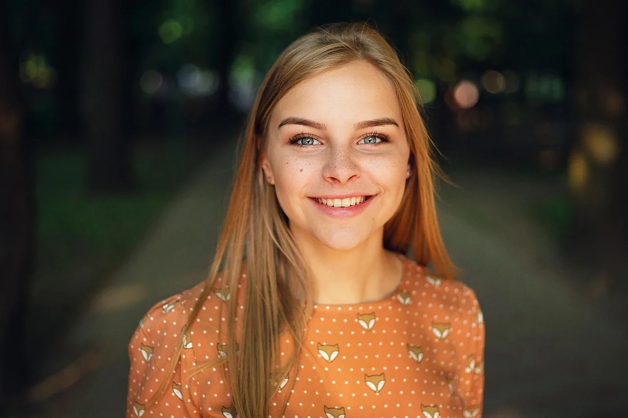Khadi Ciemny Blond - Naturalna Farba, Która Odmieni Twoje Włosy!