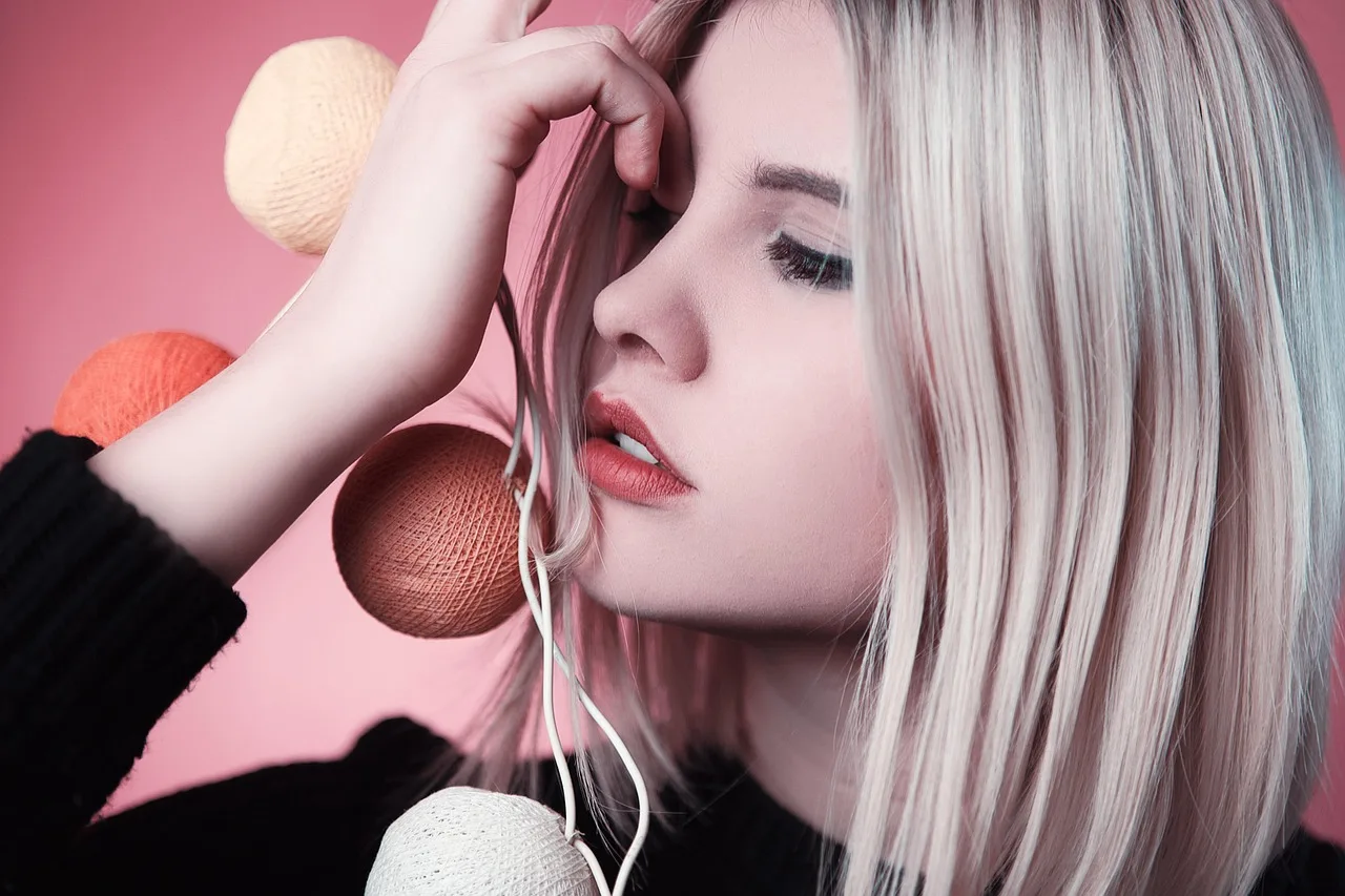 dziewczynka, model, moda, portret, kobieta, makijaż, kosmetyki, blond kobieta, włosy, blondynka, modelowanie, poza, pozowanie, płeć żeńska, młoda kobieta, kobieta, kobieta, kosmetyki, włosy, włosy, włosy, włosy, włosy