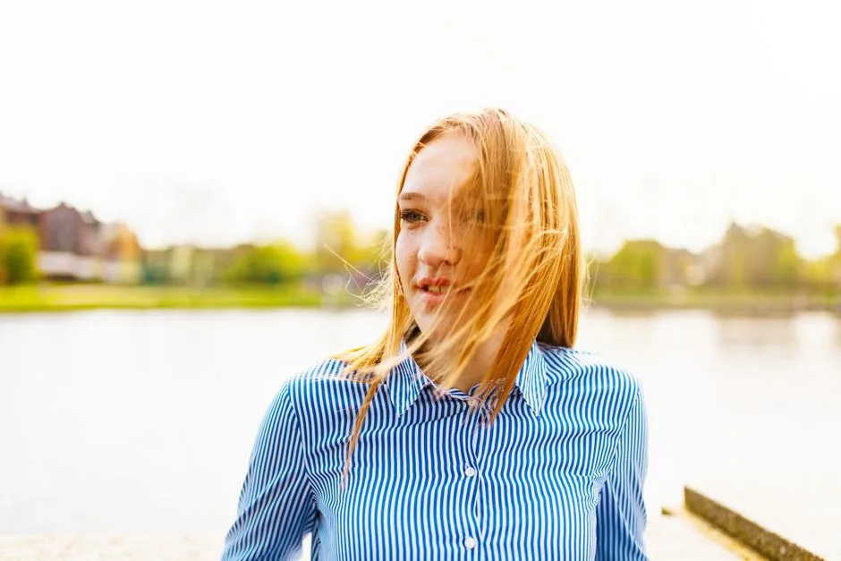 Strawberry Blond Hair: Kompletny Przewodnik po Pielęgnacji i Stylizacji