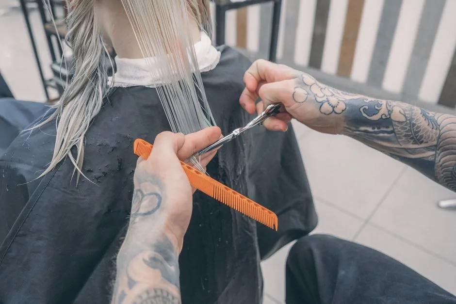Blond Ale Niebanalny: 7 Sekretów Idealnego Koloru Włosów