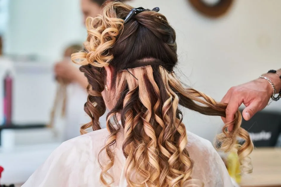 Z Czarnego na Blond w 5 Krokach: Kompletny Poradnik Bez Zniszczeń