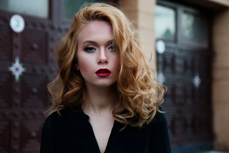 5 zaskakujących efektów karmelowego blondu L’Oreal - sprawdź