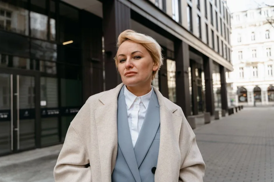 Krótkie Blond